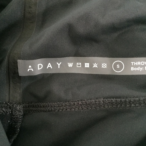 ADAY Throw It Higher Leggings - Picture 12 of 14